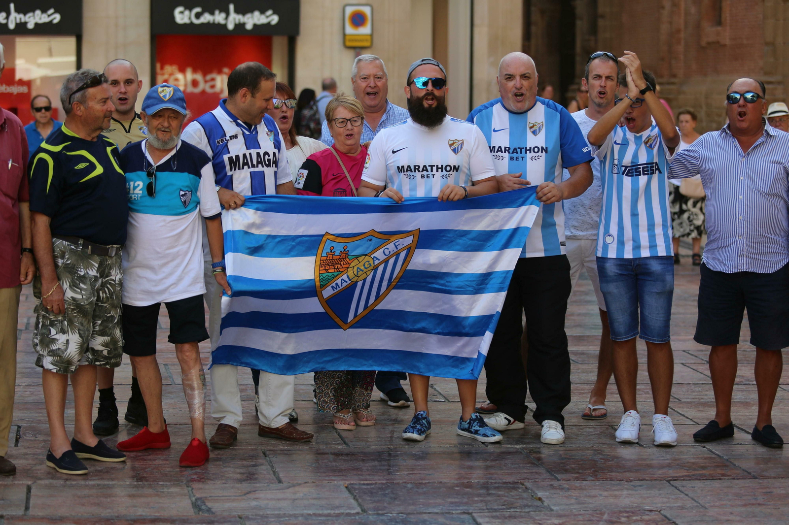 Protesta contra Al-Thani