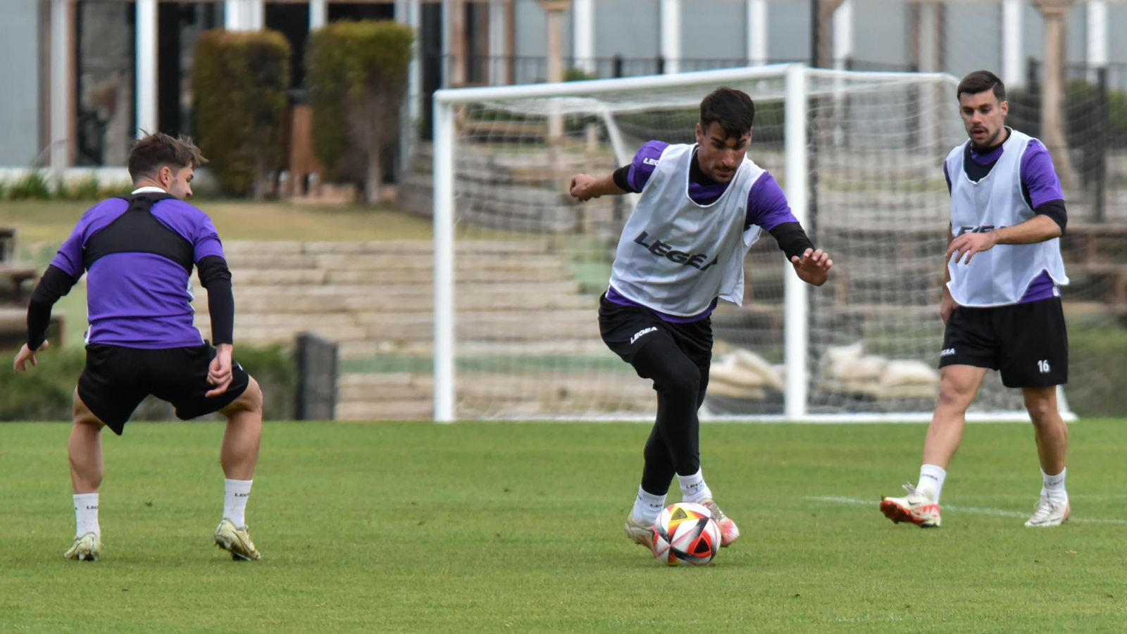 Fotos del entrenamiento de la Balona en Sotogrande antes del partido con el Manchego