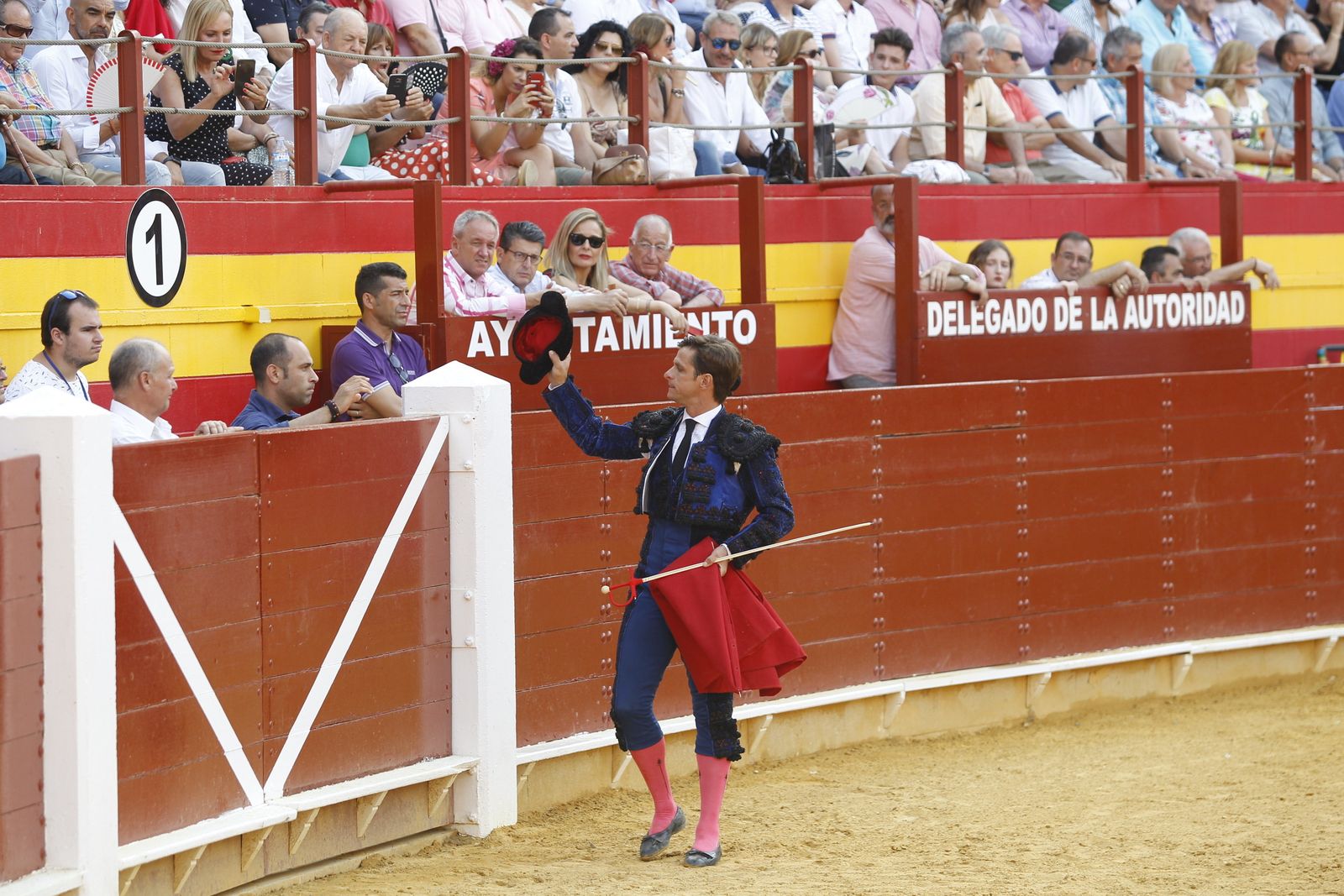 Fotogalería corrida toros Feria Santa Ana-Roquetas de Mar-El Juli-Perera-Aguado