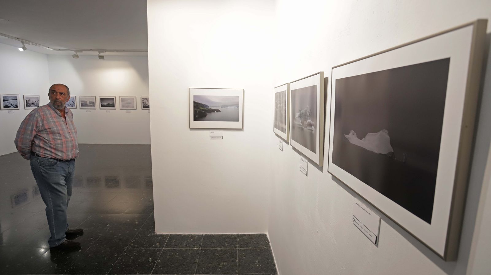 Fotos de las exposiciones de la Galería Manolo Ales en La Línea