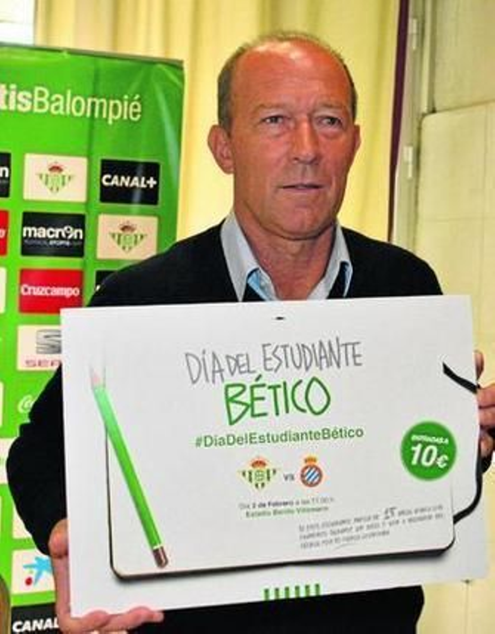 Calderón, ¿mejor director deportivo que entrenador?