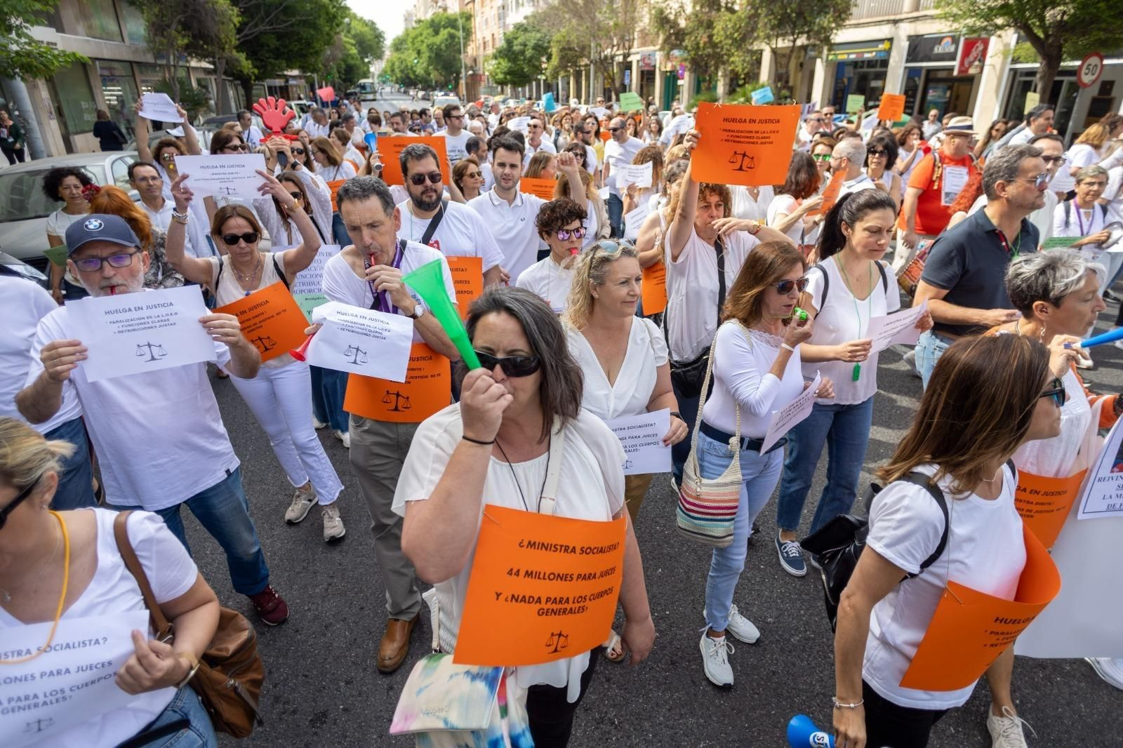 Las imágenes de las protestas de los funcionarios de justicia.