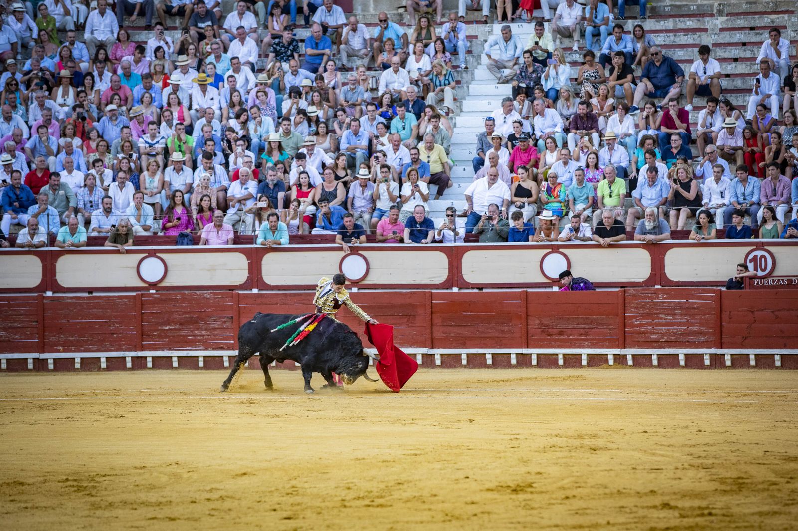 Daniel Crespo, Manzanares y Juan Ortega, en la plaza de toros de El Puerto