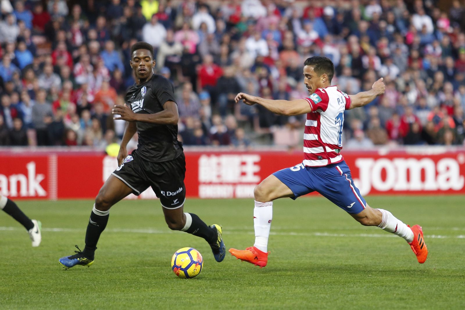 El Granada CF-Huesca, en imágenes