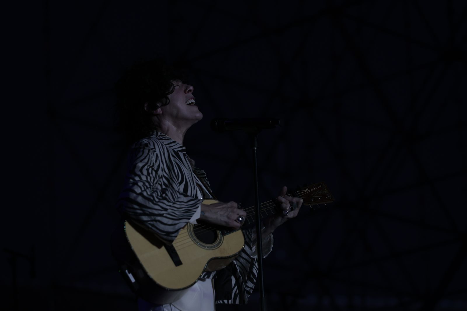 Concierto de LP en el Icónica Sevilla Fest