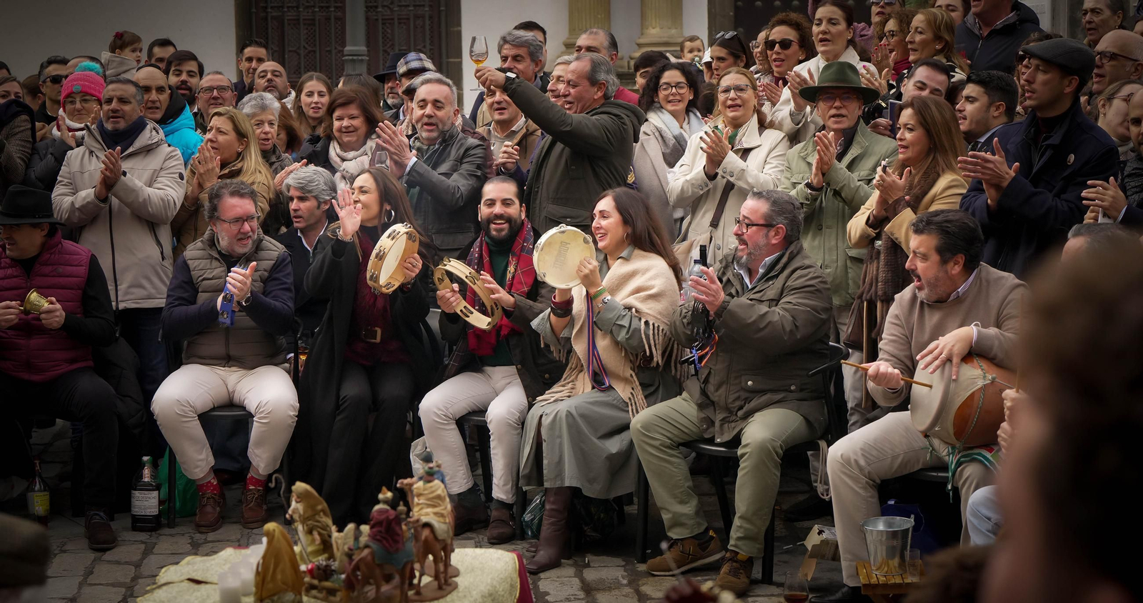 La zambomba mañanera de Jerez, en imágenes