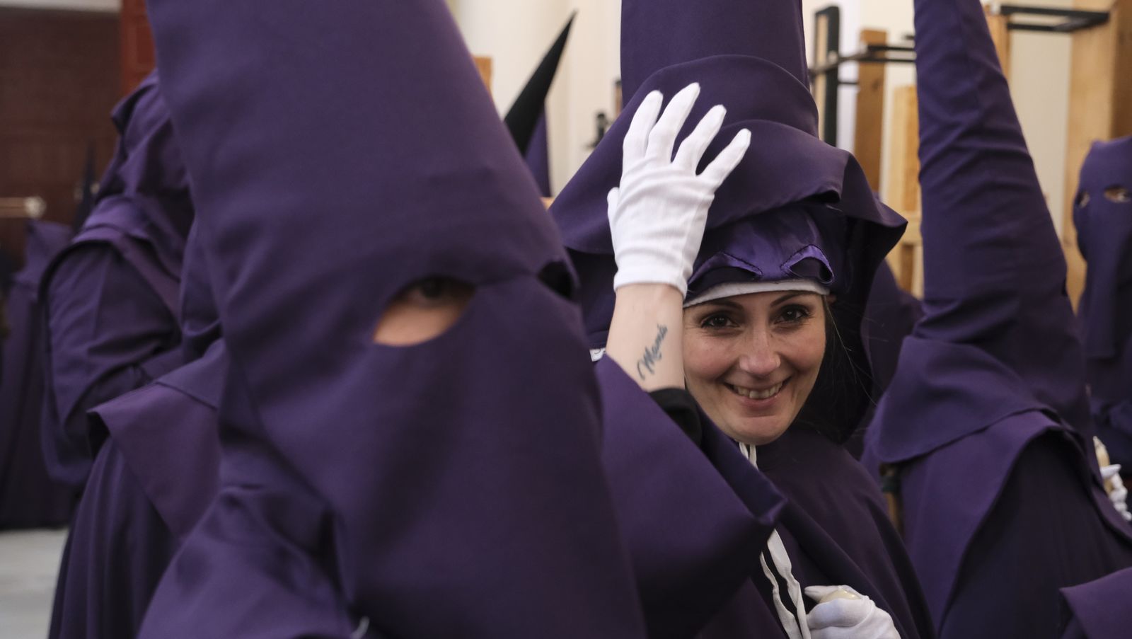 La procesión del Encuentro por las calles de Almería, en imágenes