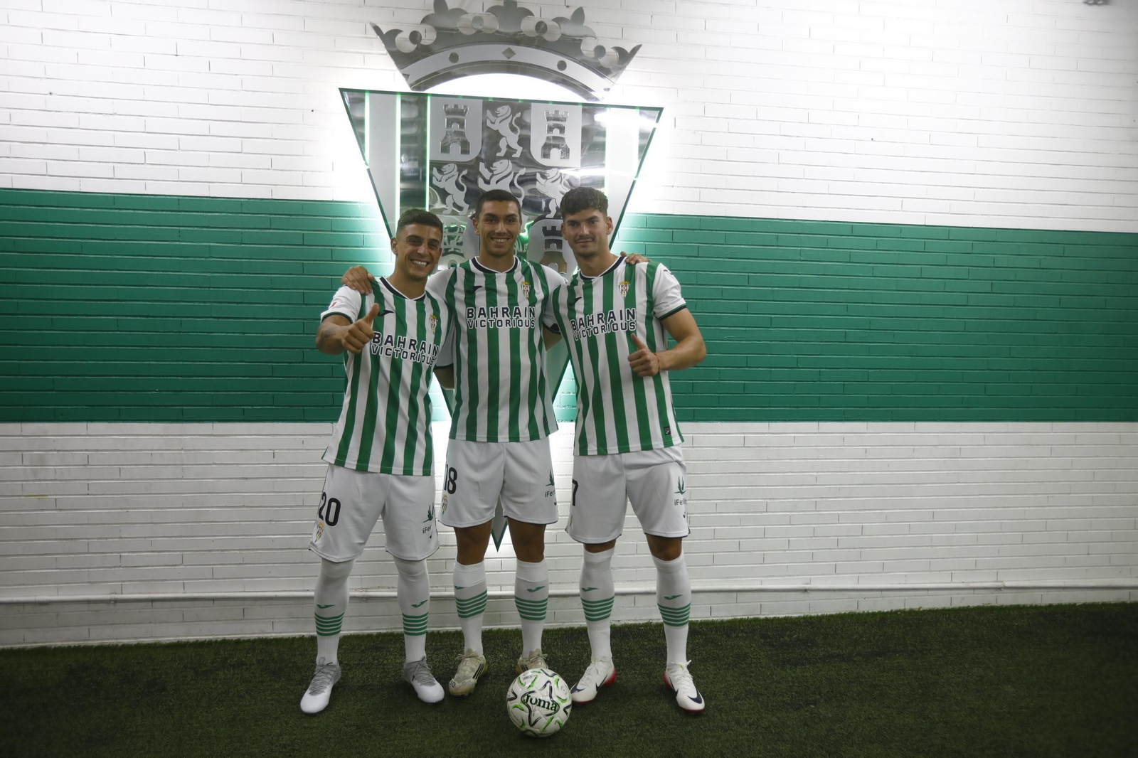 Las mejores fotos de la presentación de Adri Fuentes, Juan María Alcedo y Mariano Carmona como jugadores del Córdoba CF