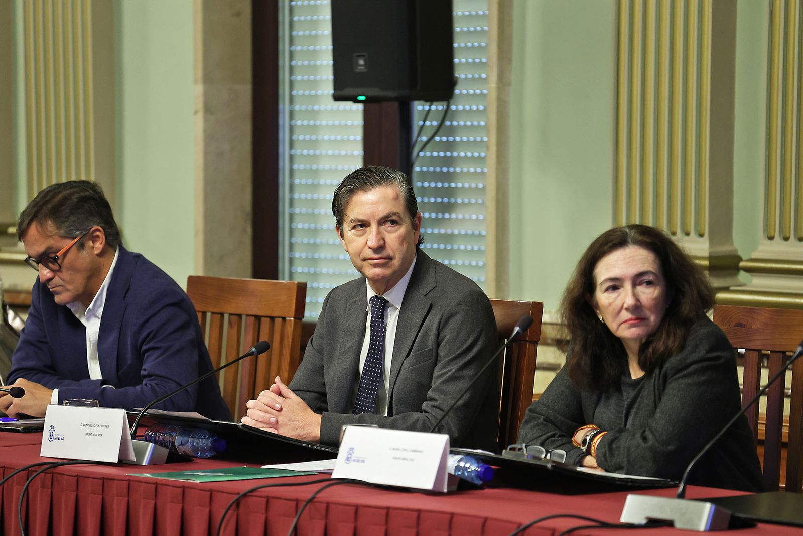 Las fotografías del pleno extraordinario en el Ayuntamiento de Huelva por la concesión de distinciones y honores de la Ciudad de Huelva