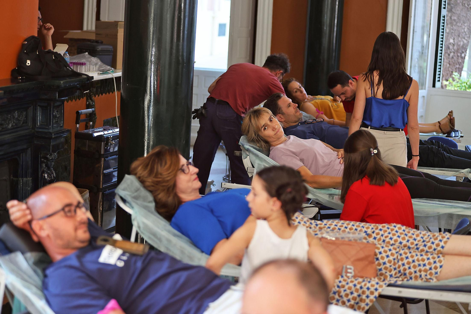 Imágenes de la macrocolecta de sangre en la Casa Colón de Huelva