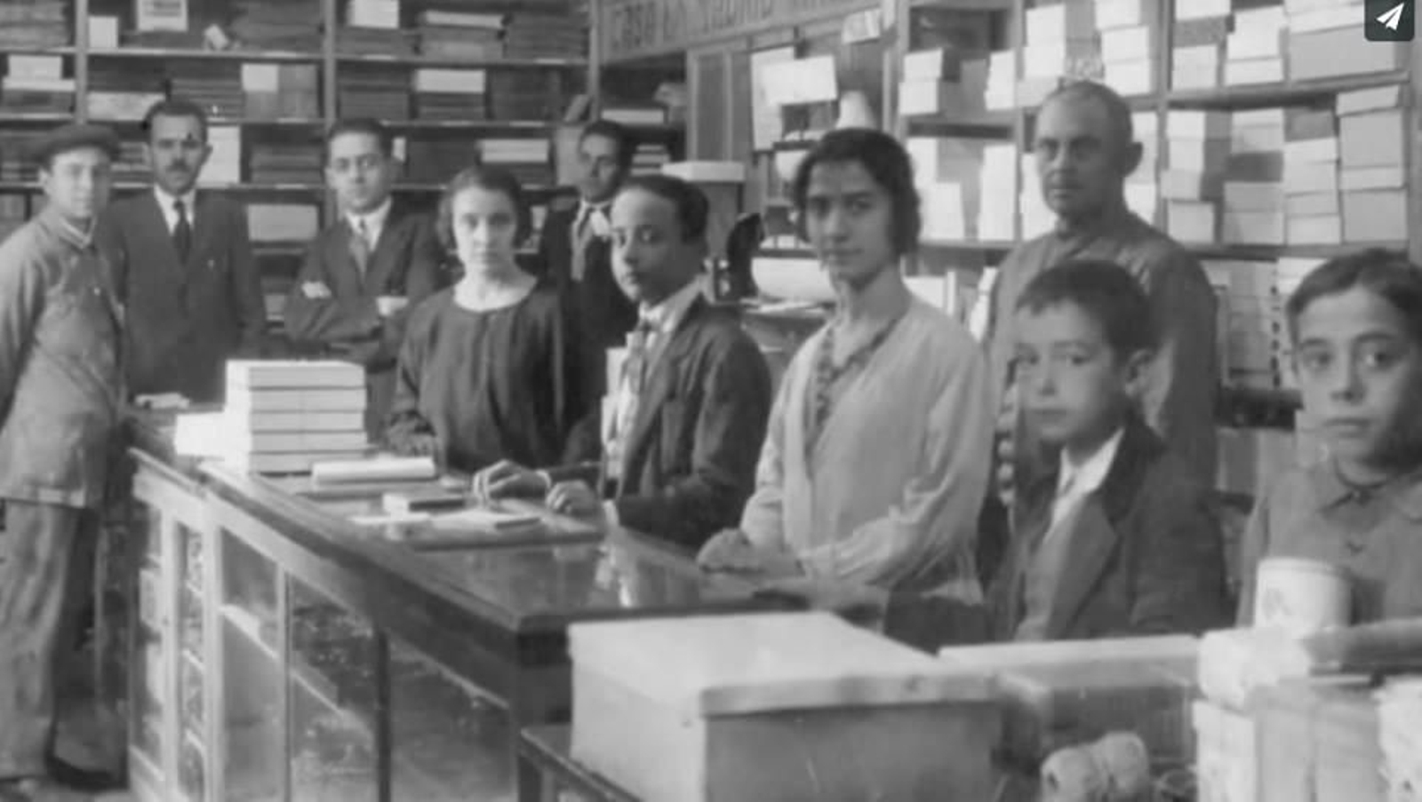 Un viaje en imágenes por la centenaria historia de la Librería Luque de Córdoba