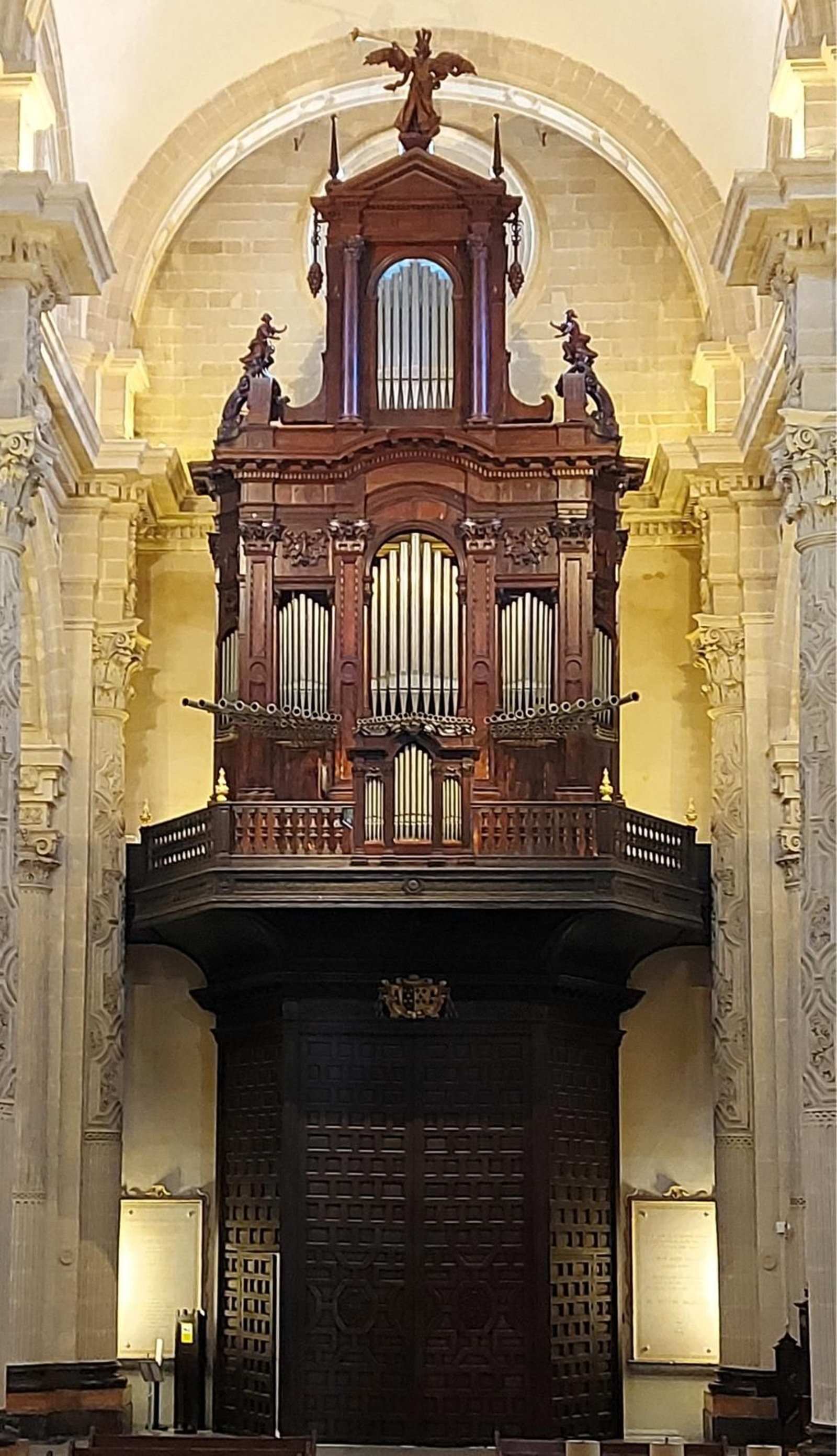 El órgano del Salvador.