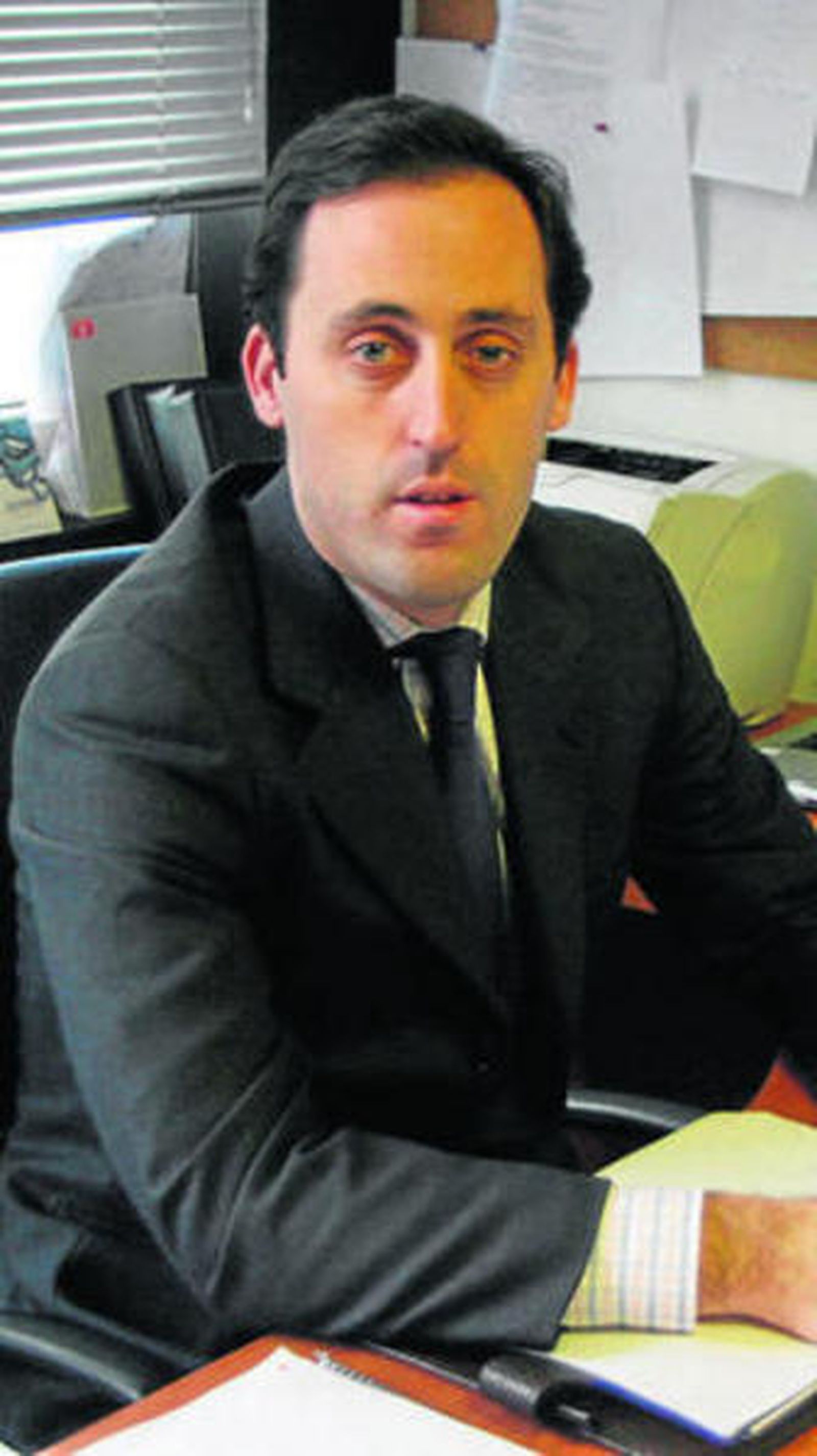 1. José Luis Muñoz Escassi, director gerente de la Asociación de Fundaciones Andaluzas. 2. Francisco Mesonero Fernández de Córdoba, director general de Fundación & Responsabilidad Corporativa Grupo Adecco Iberia y América Latina. 3. Jesús Lizcano Álvarez, presidente de Transparencia Internacional-España. 4. Javier Martín Cavanna, director de la Fundación Compromiso y Transparencia.