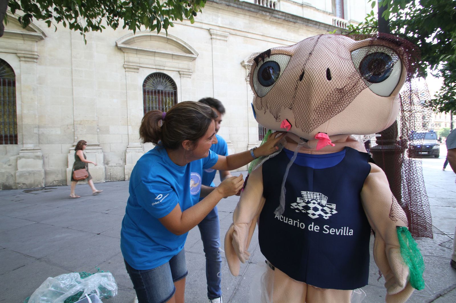 La tortuga Chelo del Acuario de Sevilla da comienzo a una acción de concienciación para difundir la cultura oceánica