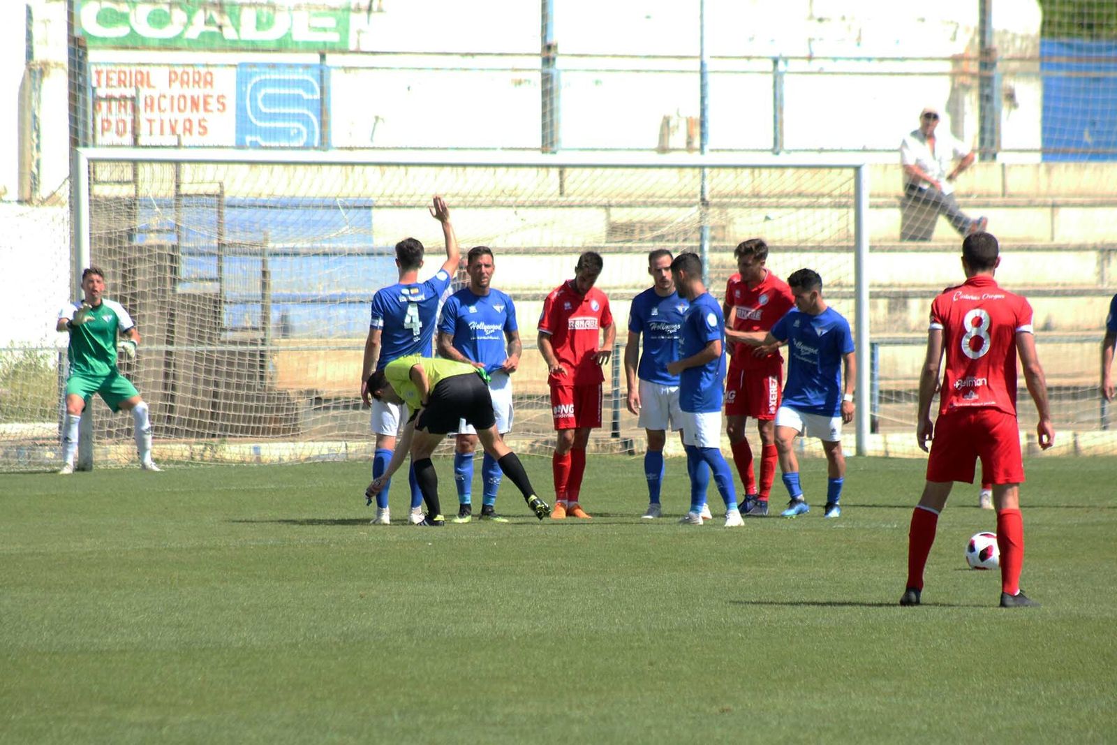 Lance de un partido de la temporada pasada entre el Écija y el Xerez.