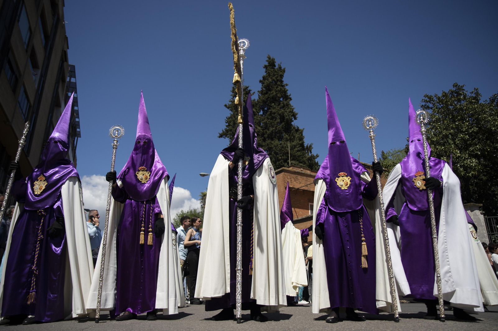 Imágenes de la salida en procesión de Las Cigarreras