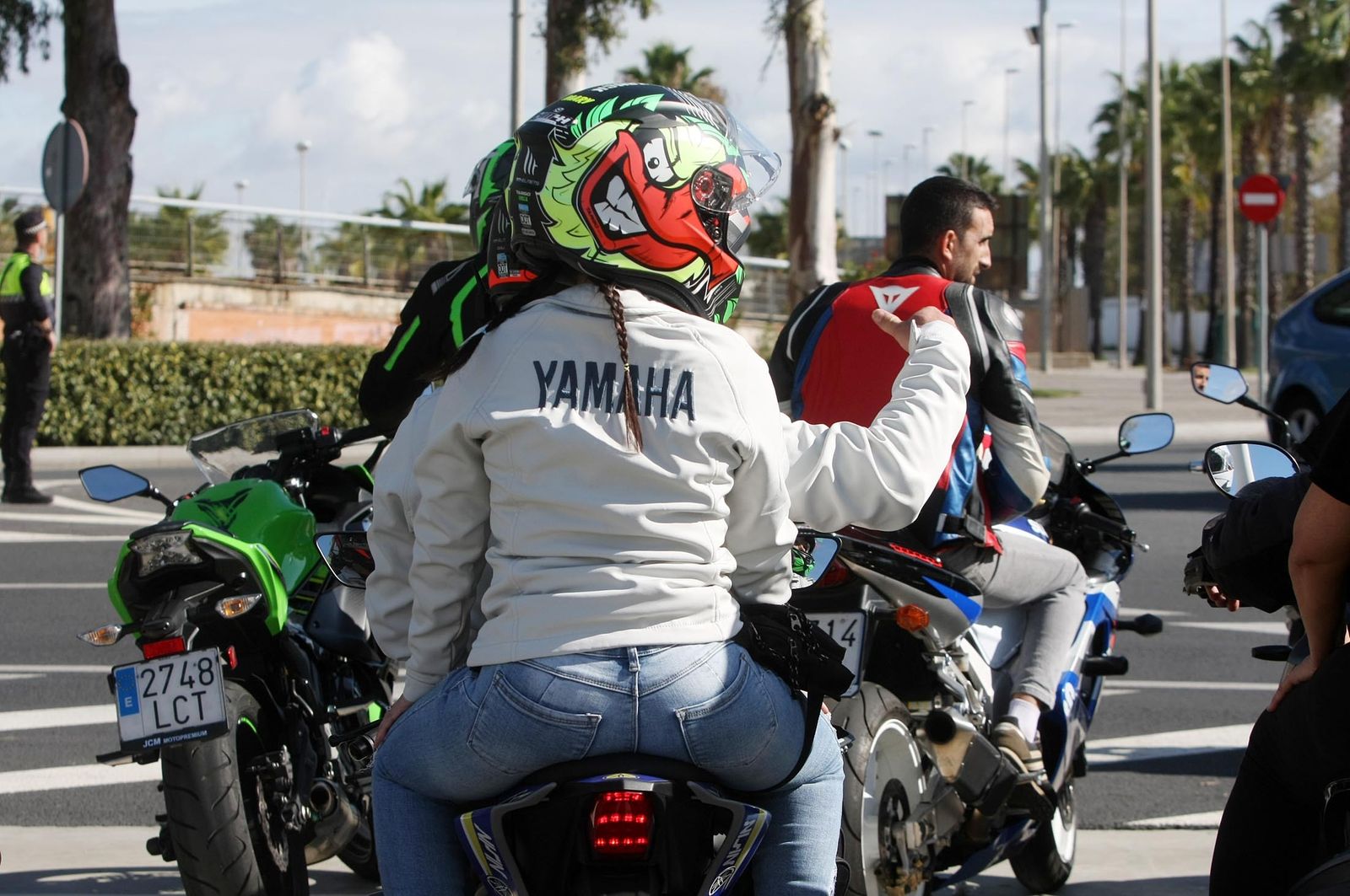 Imágenes de la concentración motera en memoria de Hugo Millán por las calles de Huelva