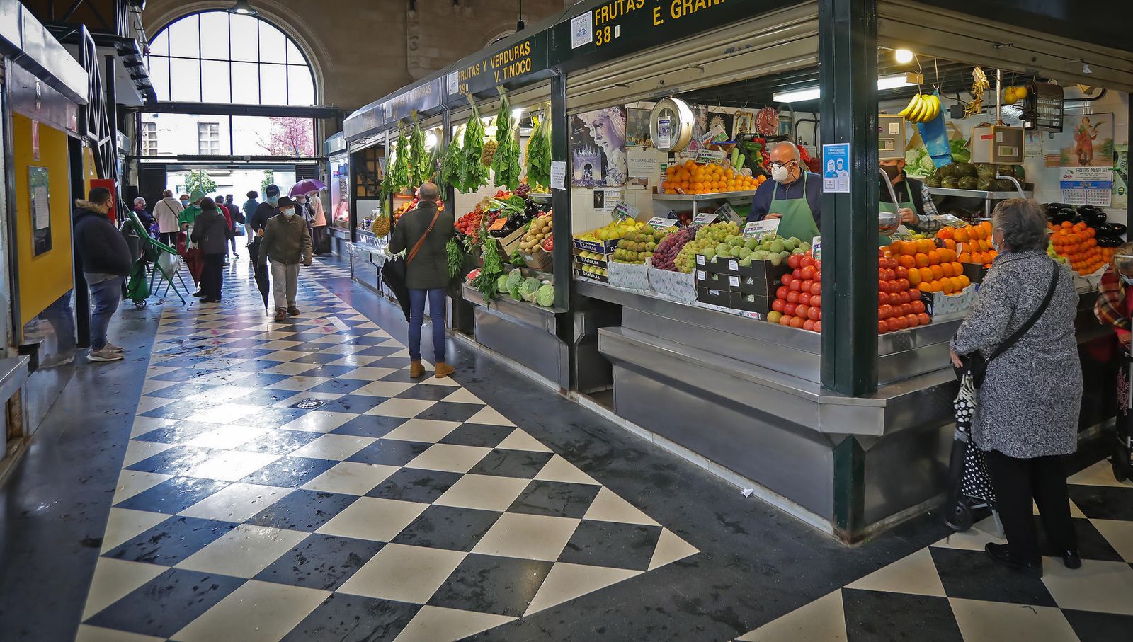 Imagen de esta mañana del Mercado de Abastos.