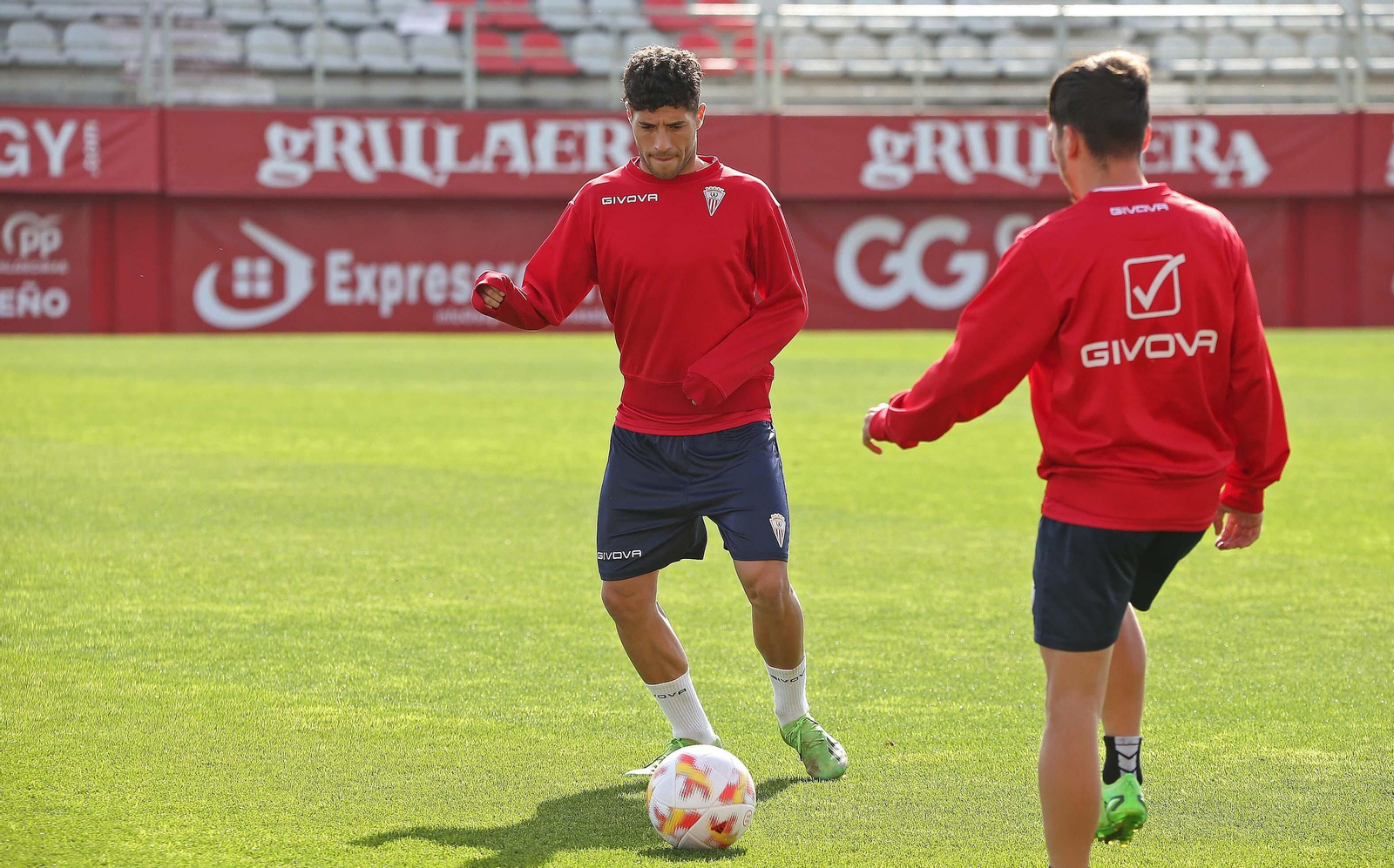 Fotos del entrenamiento del Algeciras CF previo al partido contra el Pontevedra