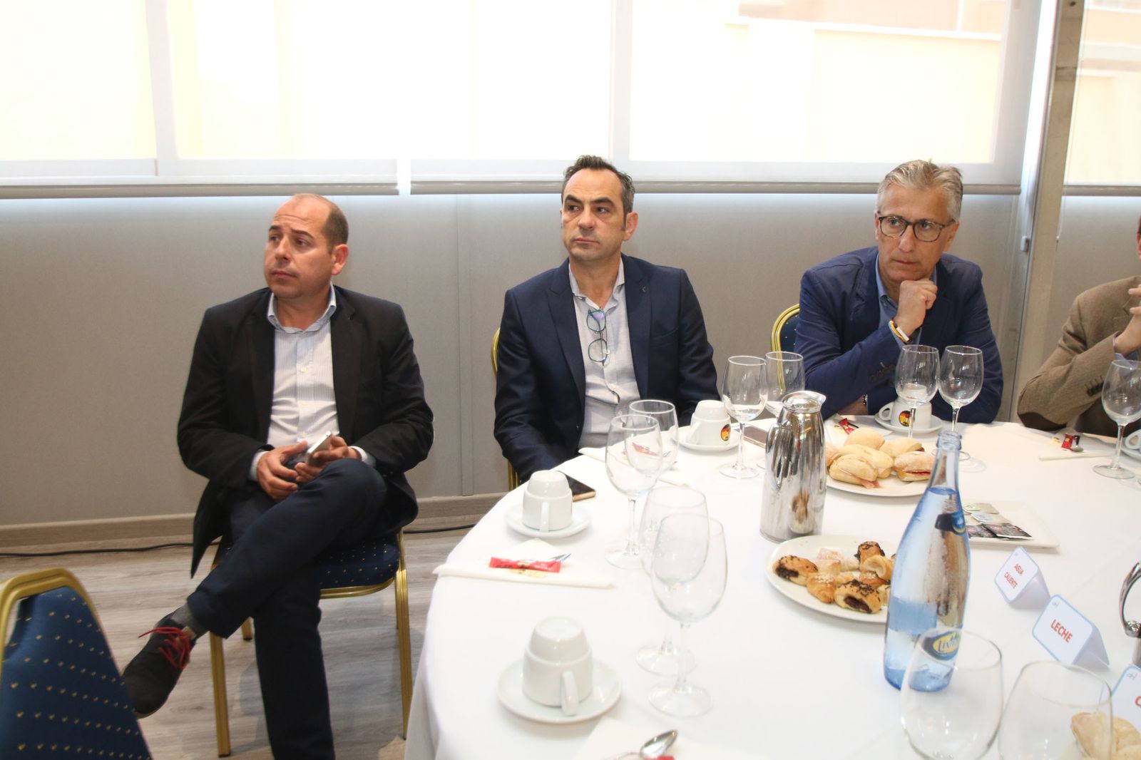 Las imágenes del Foro con el presidente de CEHAT