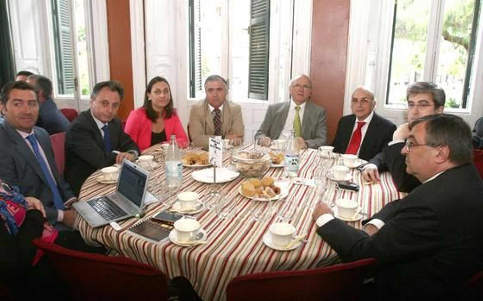 Juan Miguel Caldentey, Miguel Raya, Andrea Ballesteros, Manuel Astasio, Antonio Aguado, Gumersindo Salas, Manuel Acosta De la Corte y Manuel Alborch.

Foto: Josue Correa/Alberto Dominguez