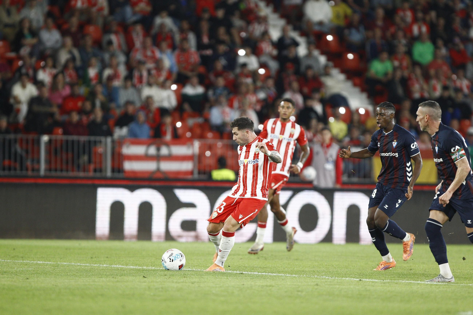 Las fotos del partido U.D. Almería - S.D. Eibar