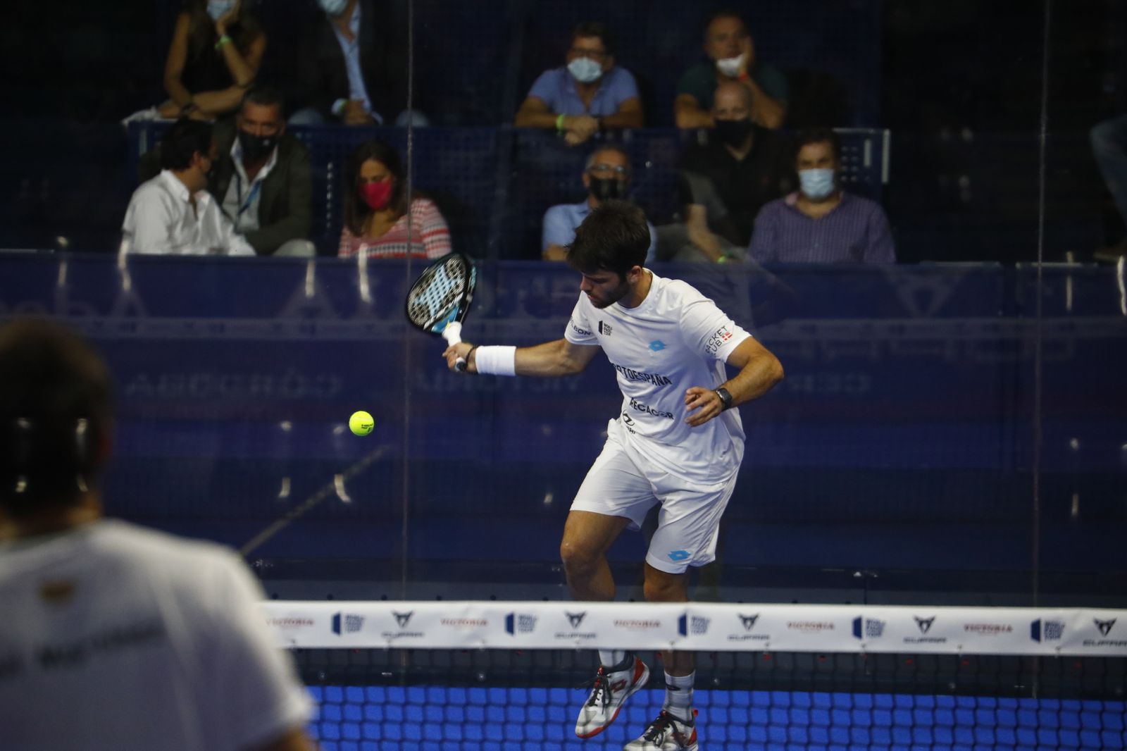 La cara y la cruz de Javi Garrido y Xisco Gil en el World Padel Tour de Córdoba, en imágenes