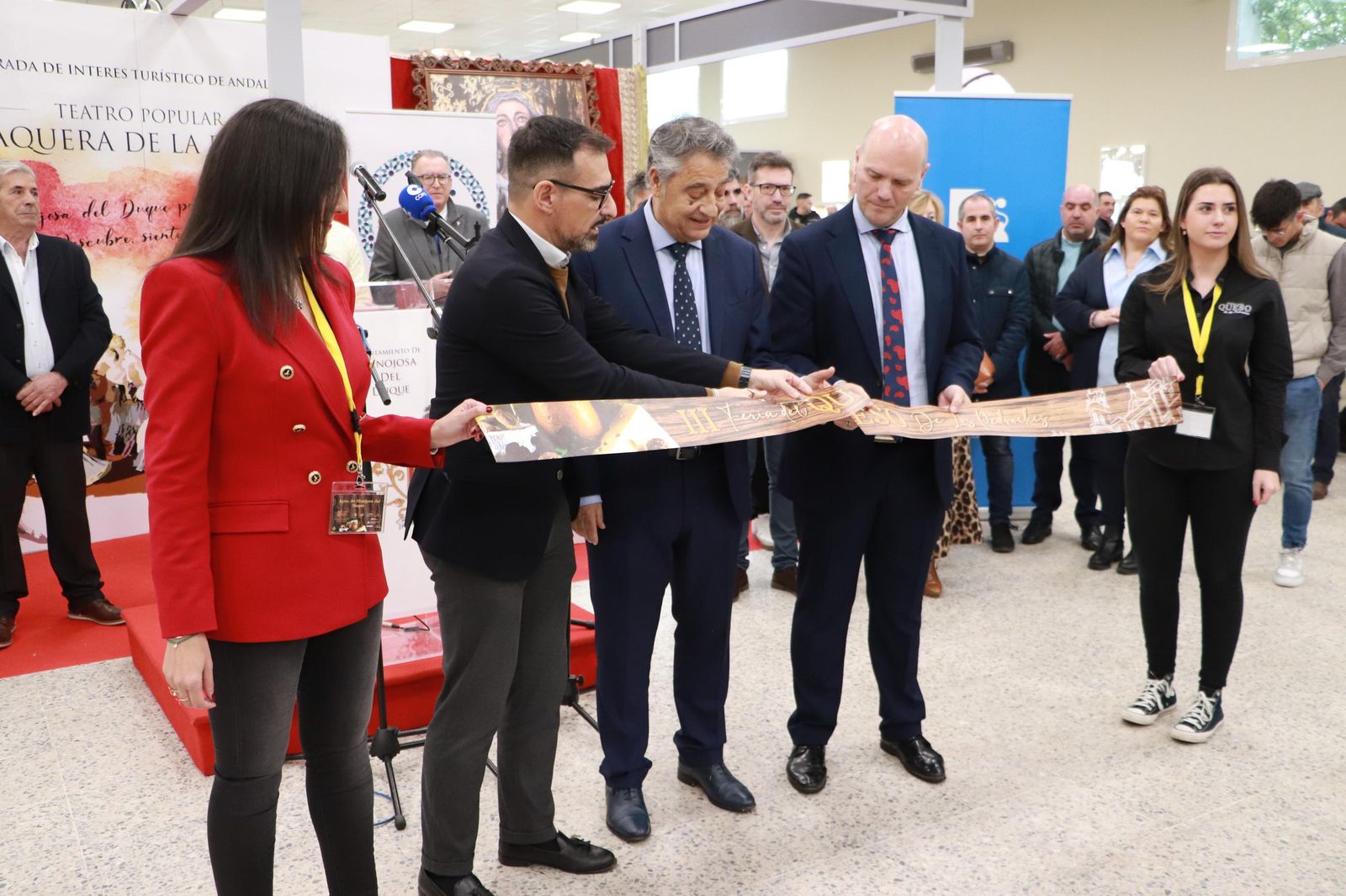 La primera jornada de la Feria del Queso de Los Pedroches, en imágenes