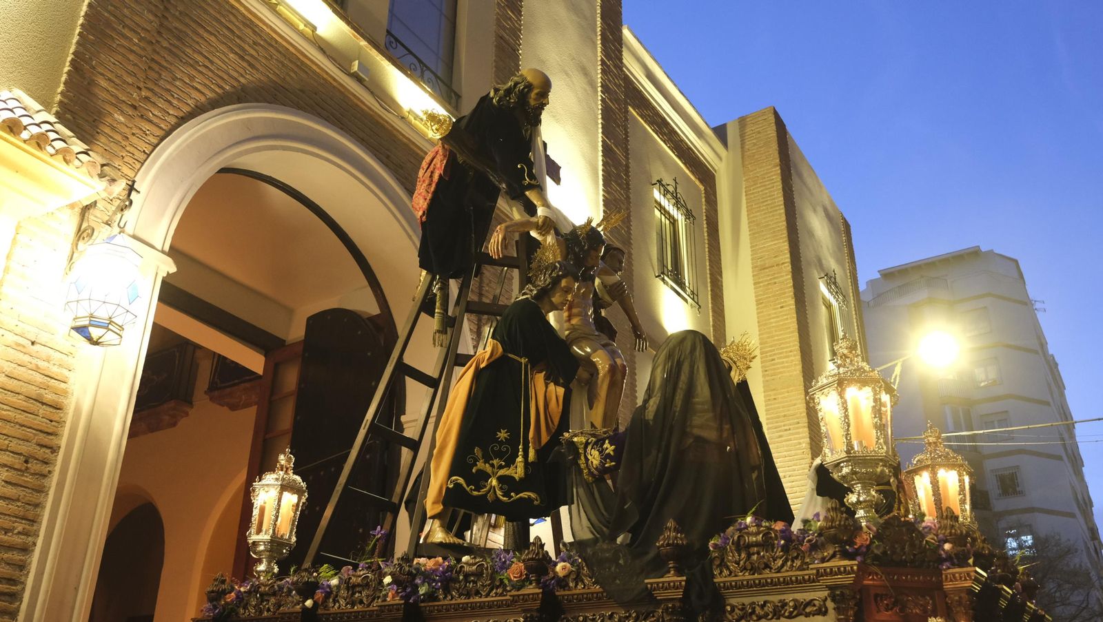 Silencio en la Semana Santa de Almería 2025