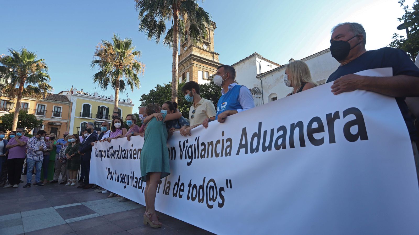 Fotos de la concentración en homenaje a José Luis Domínguez Iborra en Algeciras