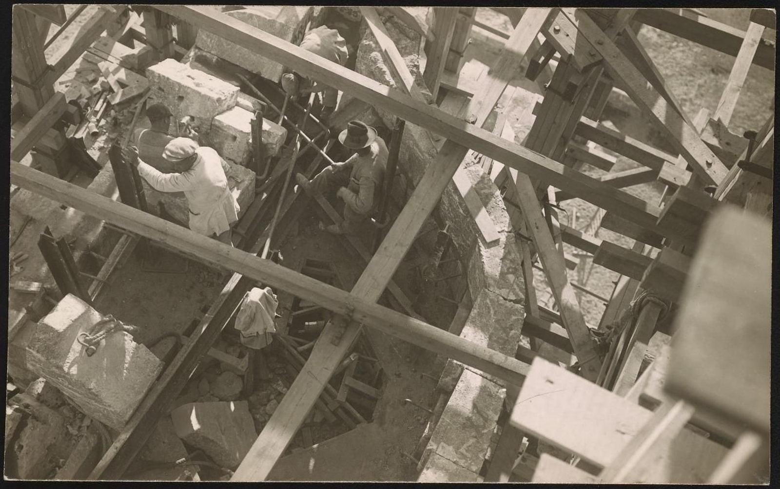 El Monumento a Colón en el Smithsonian de Nueva York