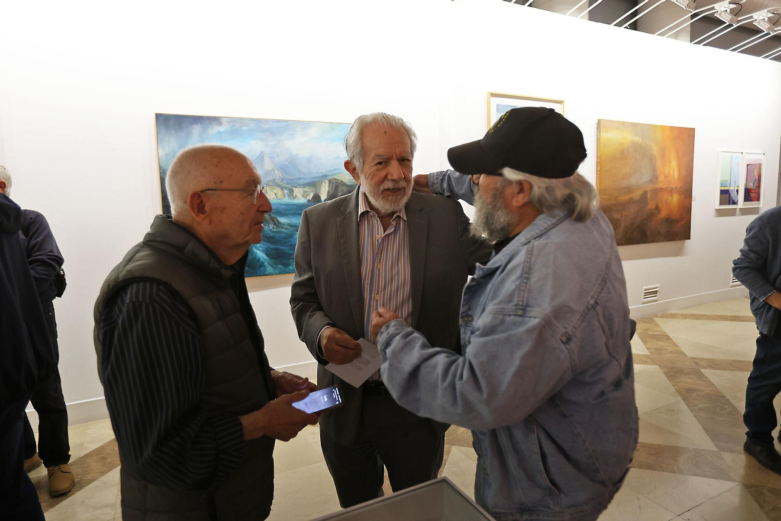 Imágenes de la inauguración de la muestra 'Camino de Perfección' del pintor Antonio Belmonte