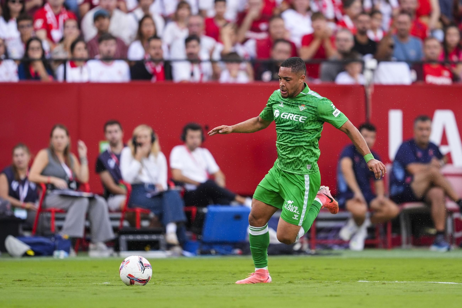 El derbi Sevilla-Betis, en imágenes