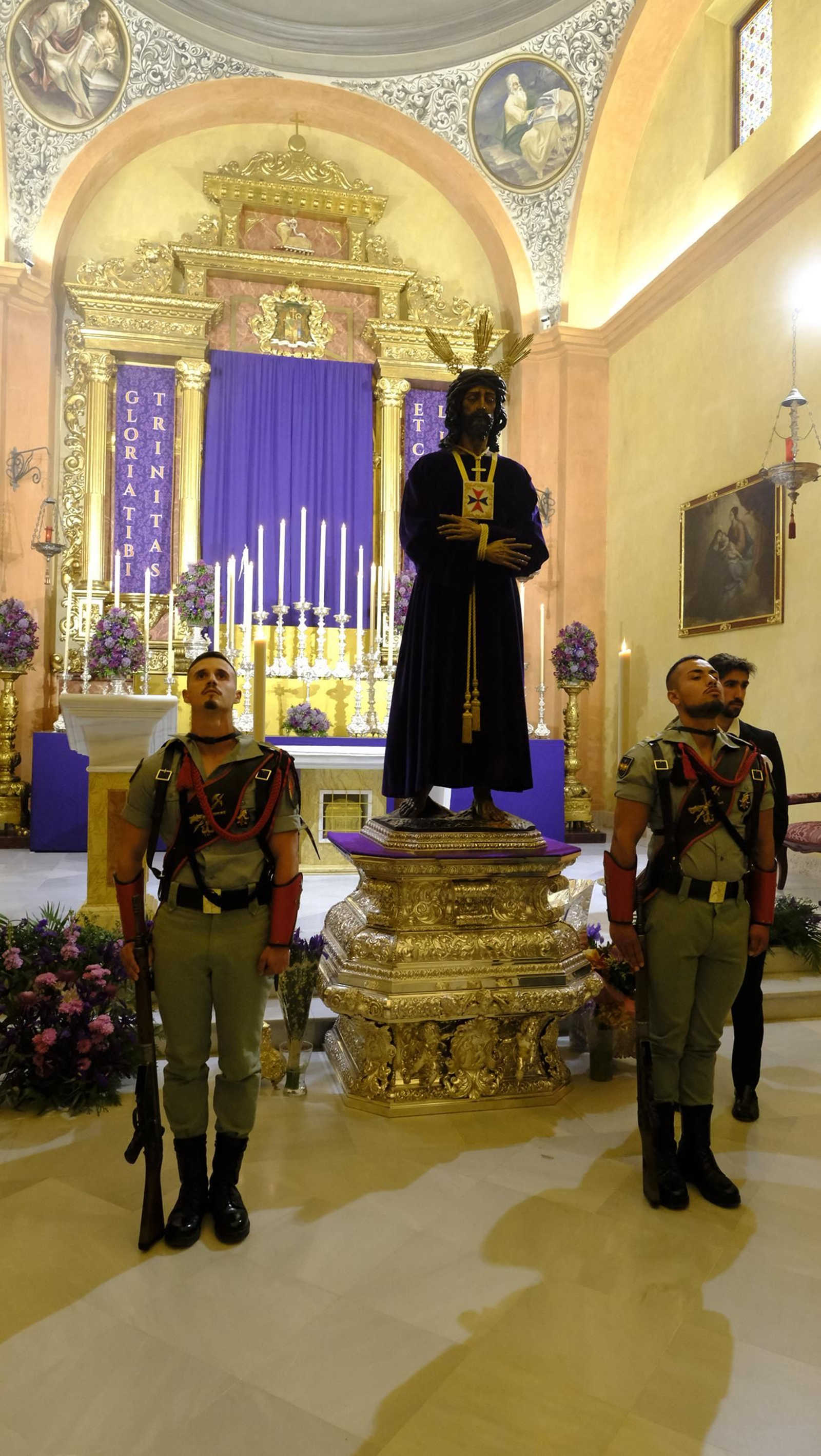 Imágenes del Besapiés de Jesús Cautivo de Medinaceli, en la Catedral de Almería