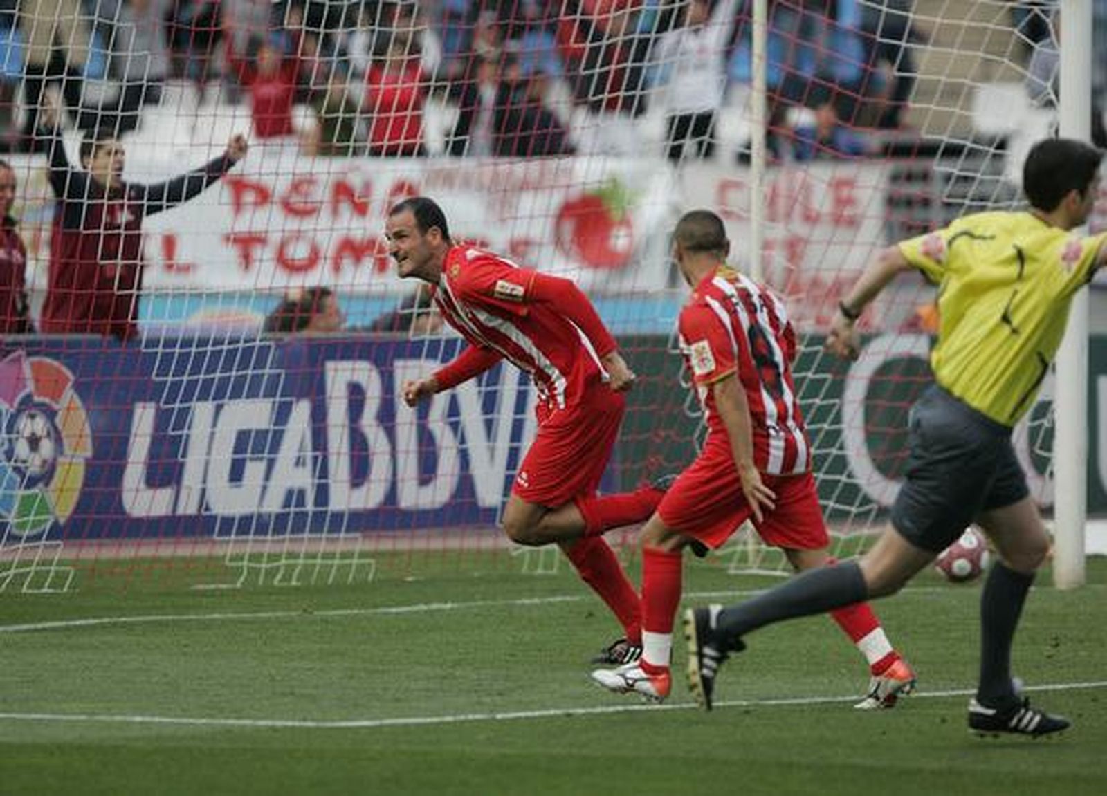 Soriano celebra el gol almeriense. / Javier Alonso