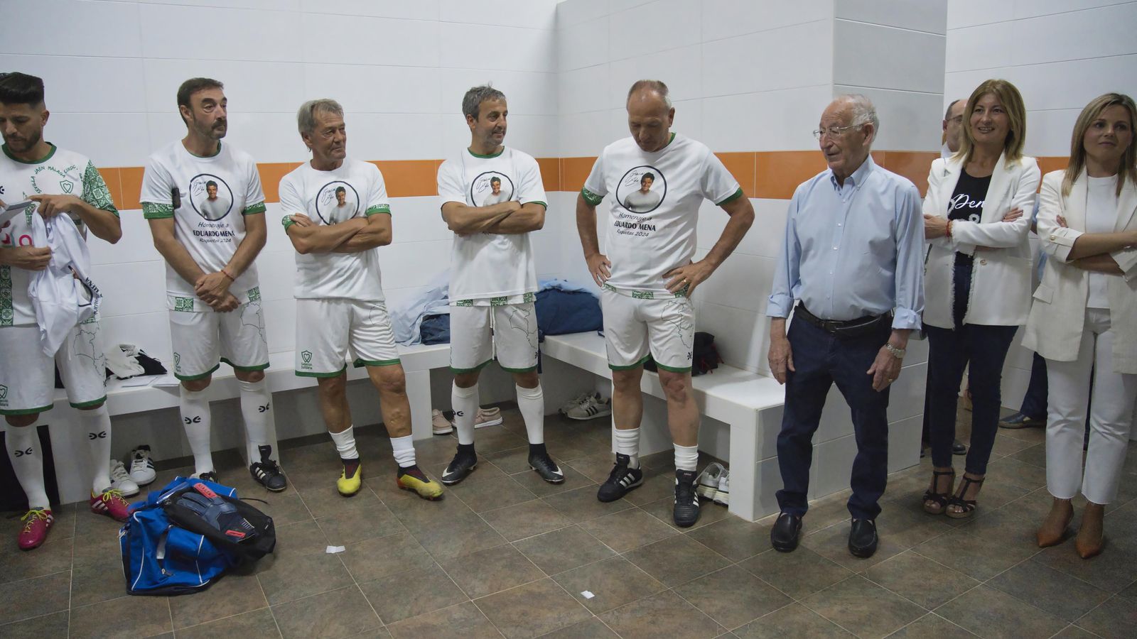 El combinado andaluz, con el linense Pavón (segundo por la izquierda)