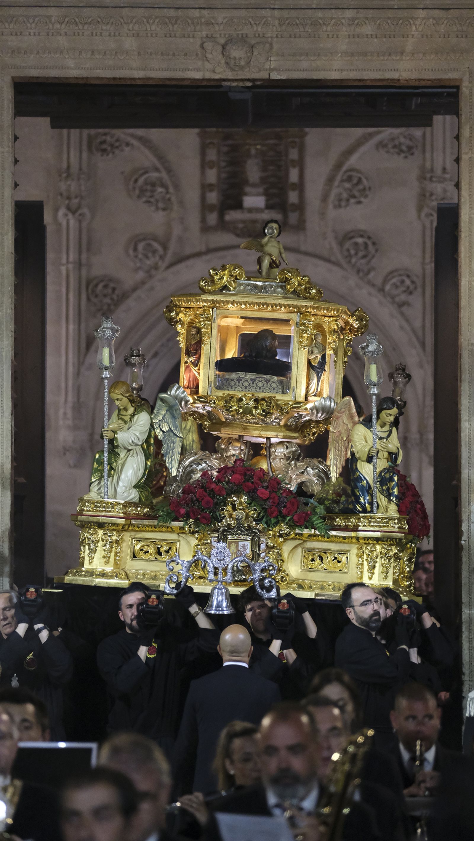 Procesión del Santo Entierro en Almería, en imágenes