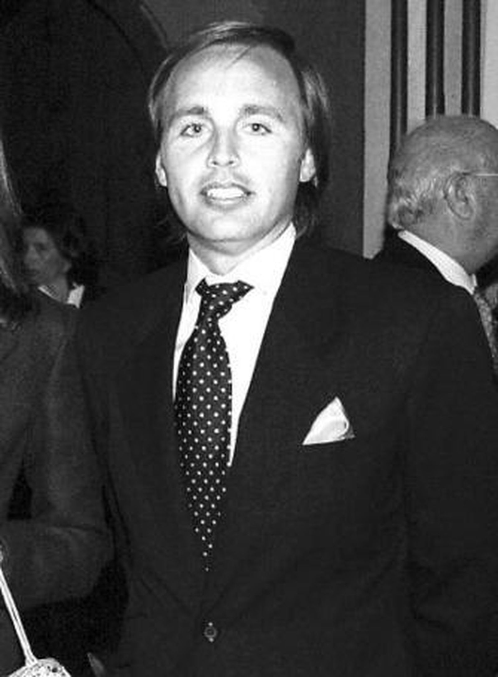 "El 'boca a boca' es la mejor publicidad" Centollo en ensalada servido en su propia concha