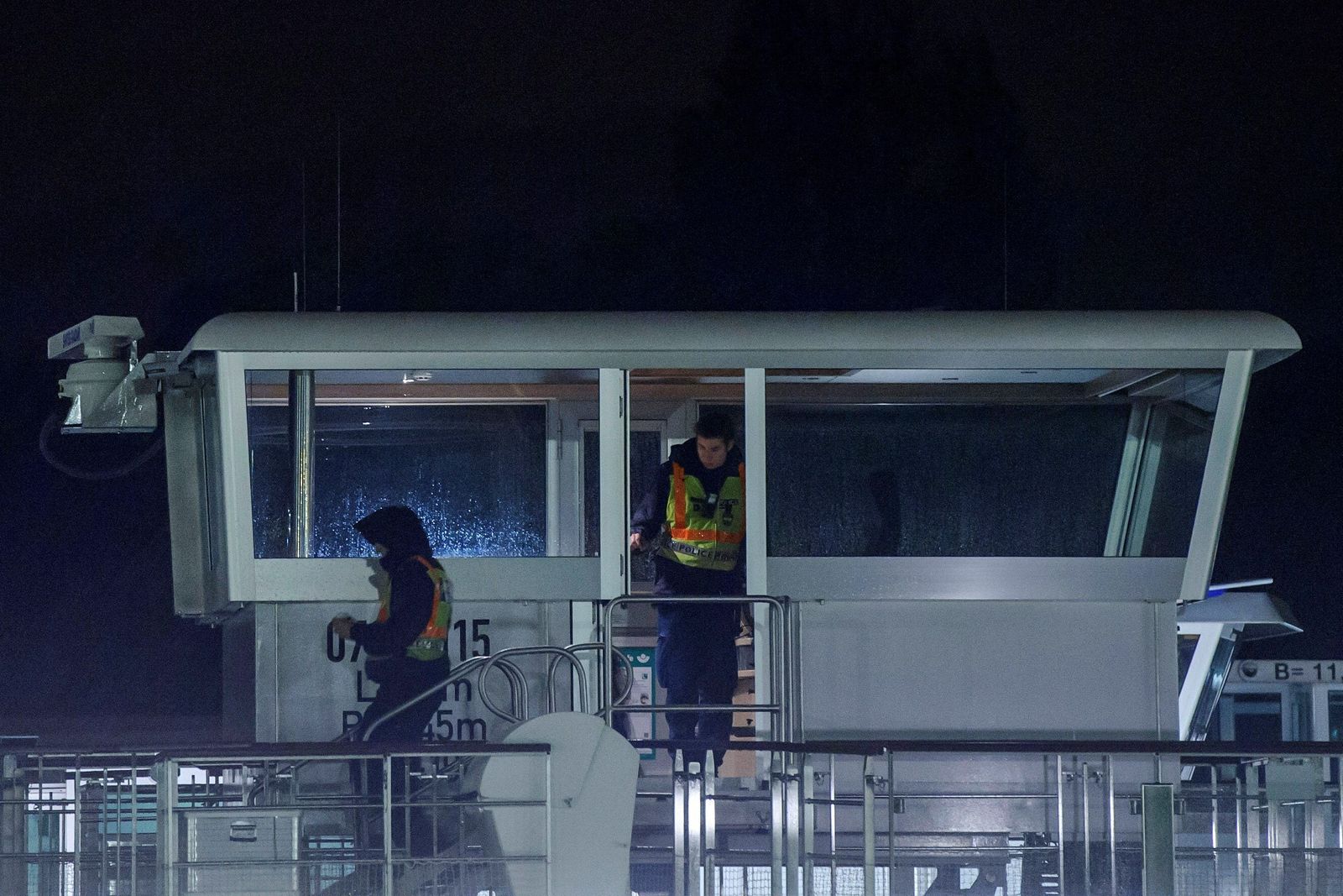 El rescate de las víctimas del naufragio de un barco turístico en el Danubio, en imágenes