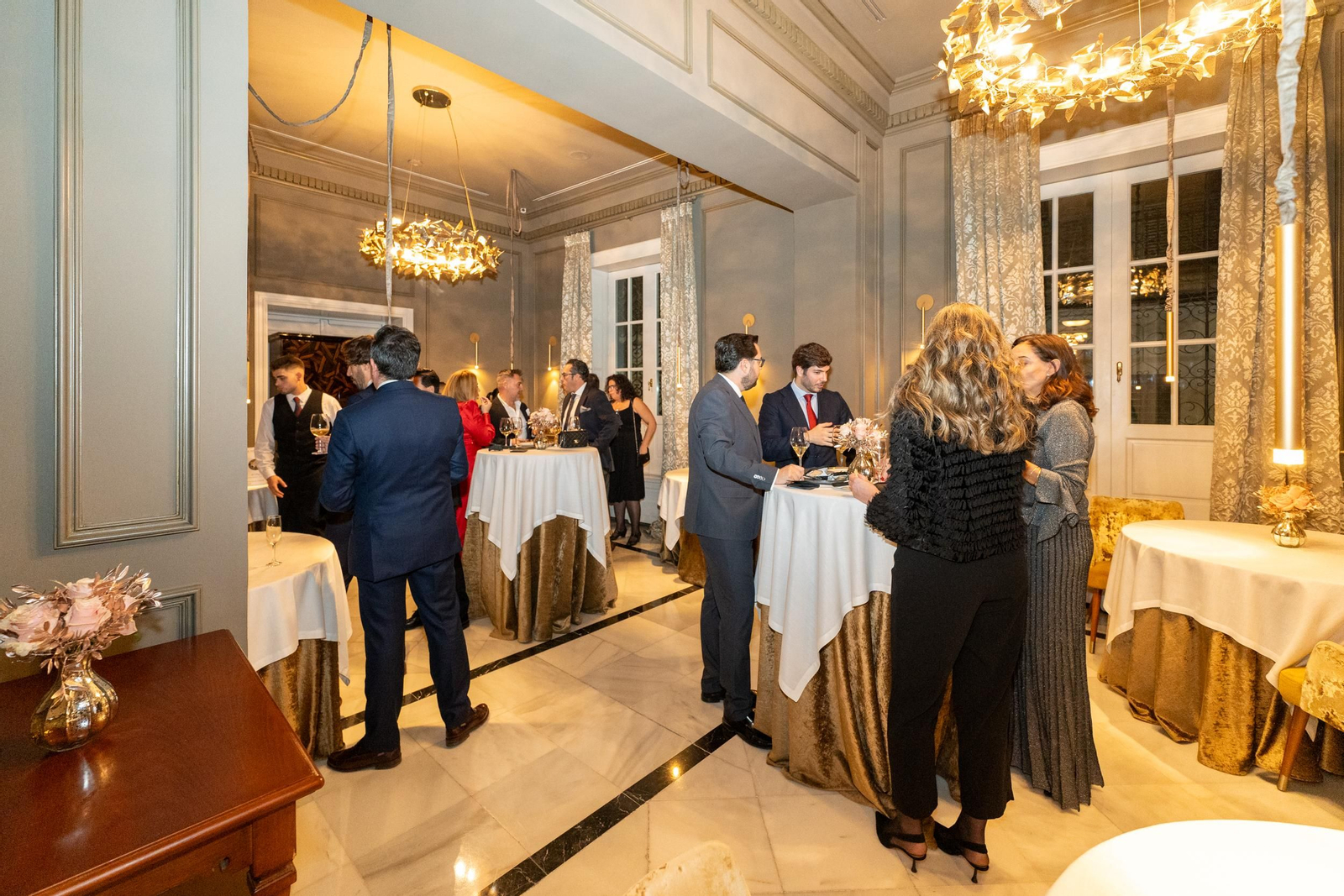 En imágenes, la Cena de Gala Benéfica de La Casa de Manolete Bistró a favor de los afectados por la DANA en Valencia