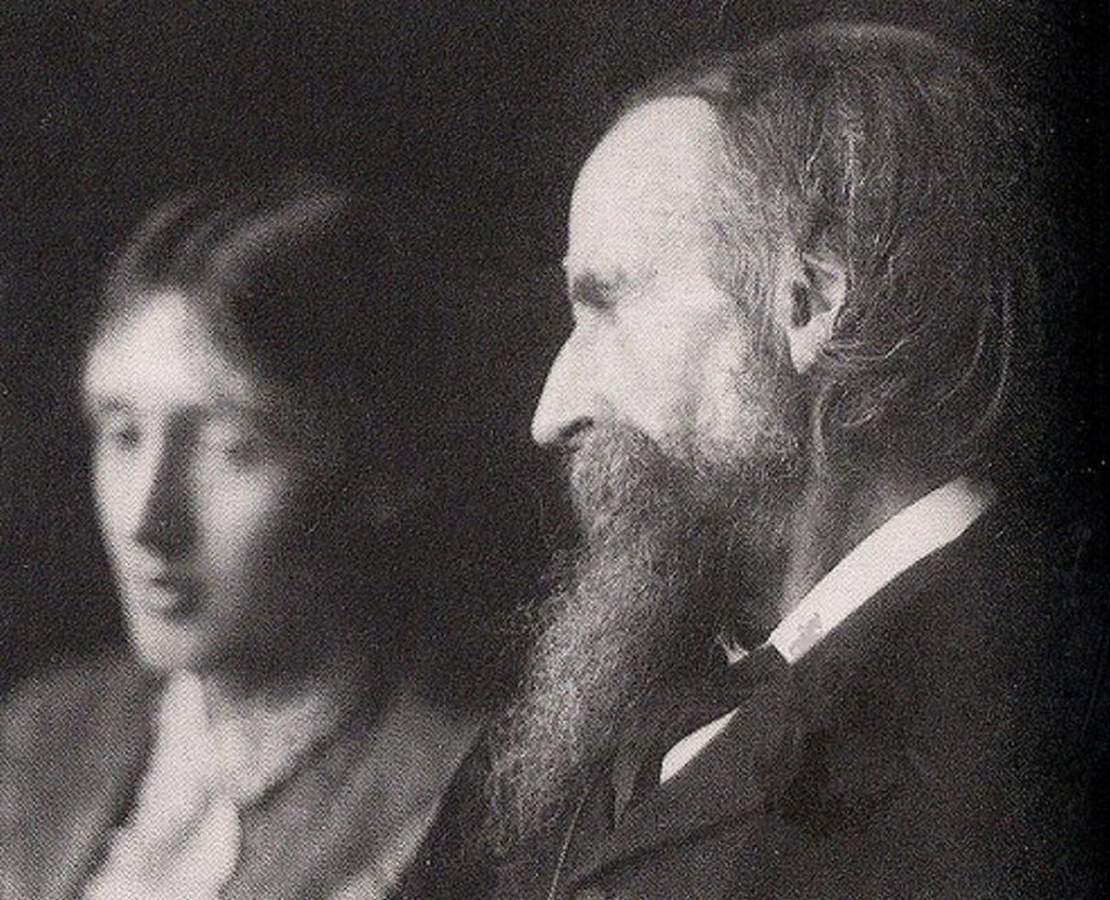 Leslie Stephen (1832-1904), retratado junto a su hija, Virginia Woolf (1882-1941).