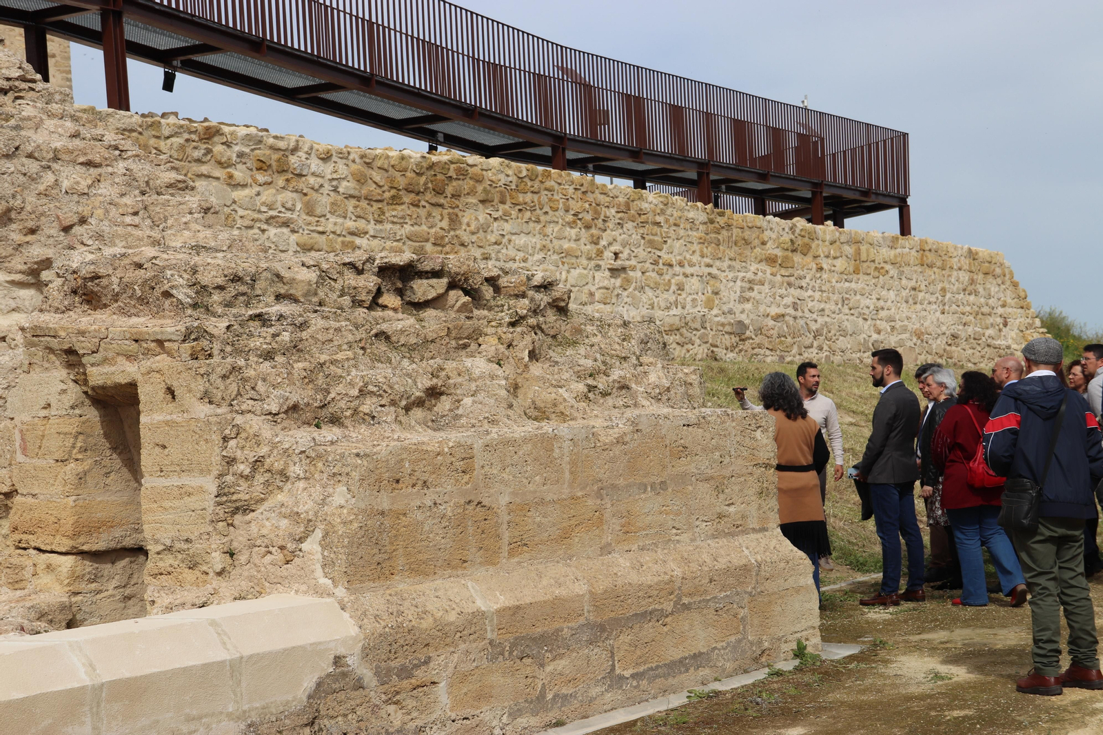 Un recorrido en imágenes por el yacimiento arqueológico del cerro del Castillo de Montilla