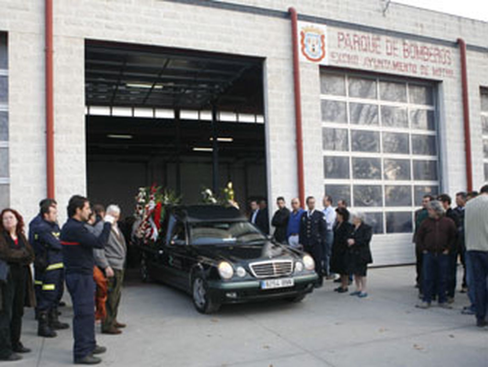 Luto en Motril por la muerte de un bombero en Sierra Nevada