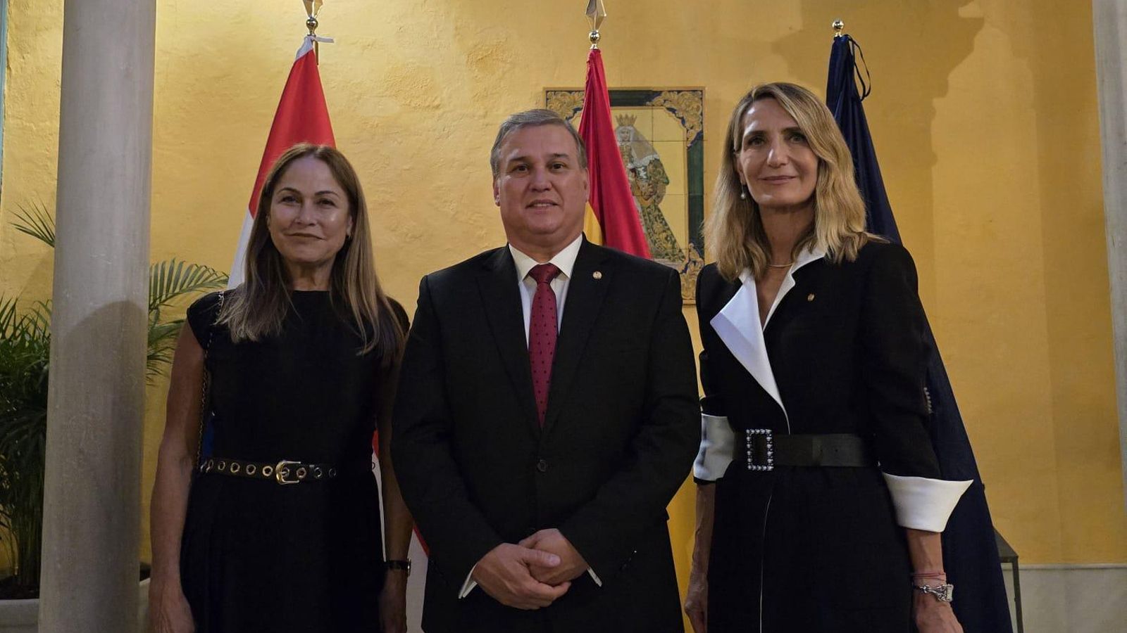 El embajador de Paraguay, Justo Apodaca.