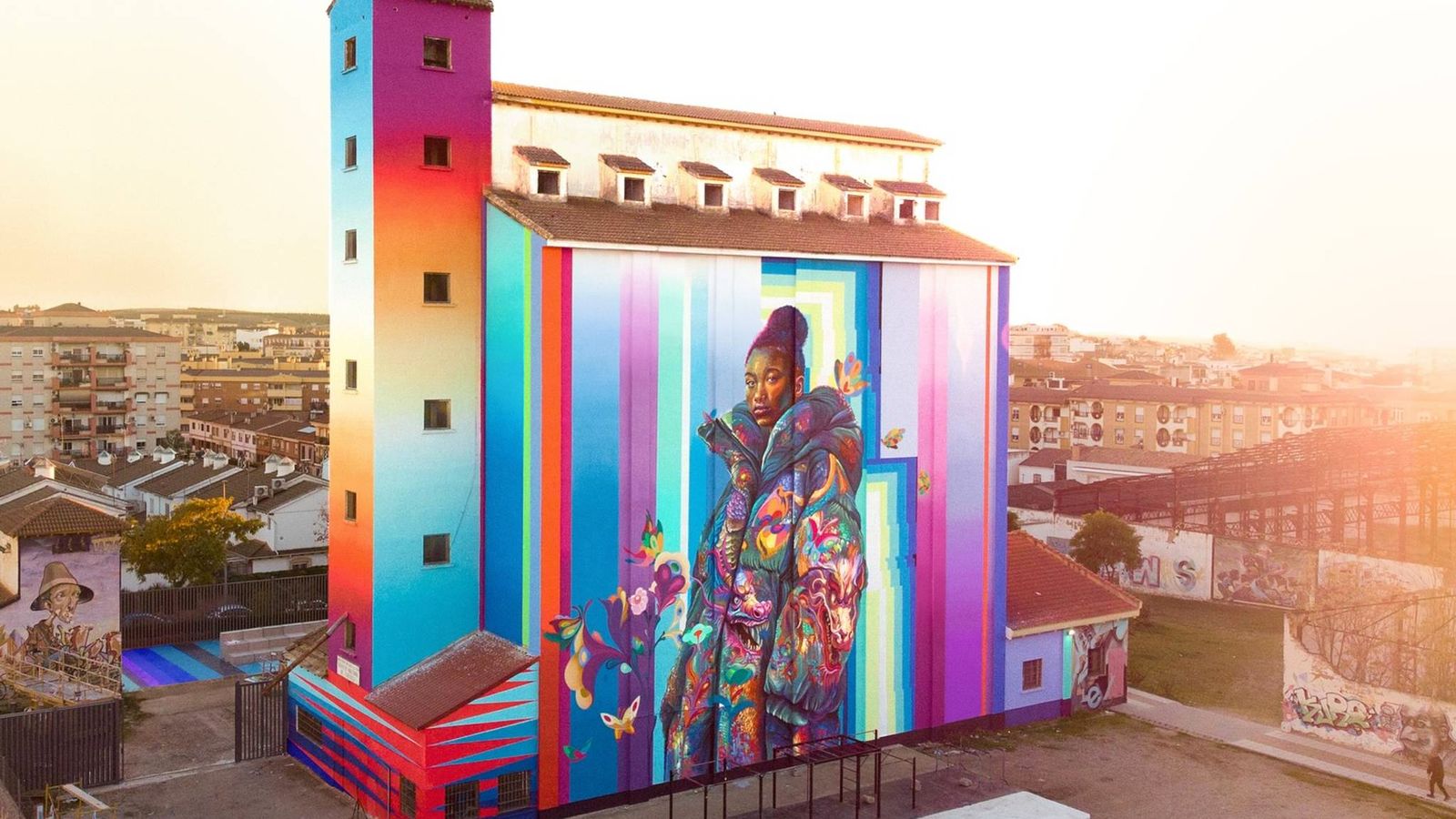 El mural de Murfin en el silo linarense es uno de los quince aspirantes a convertirse en la mejor obra del mundo de 2025.