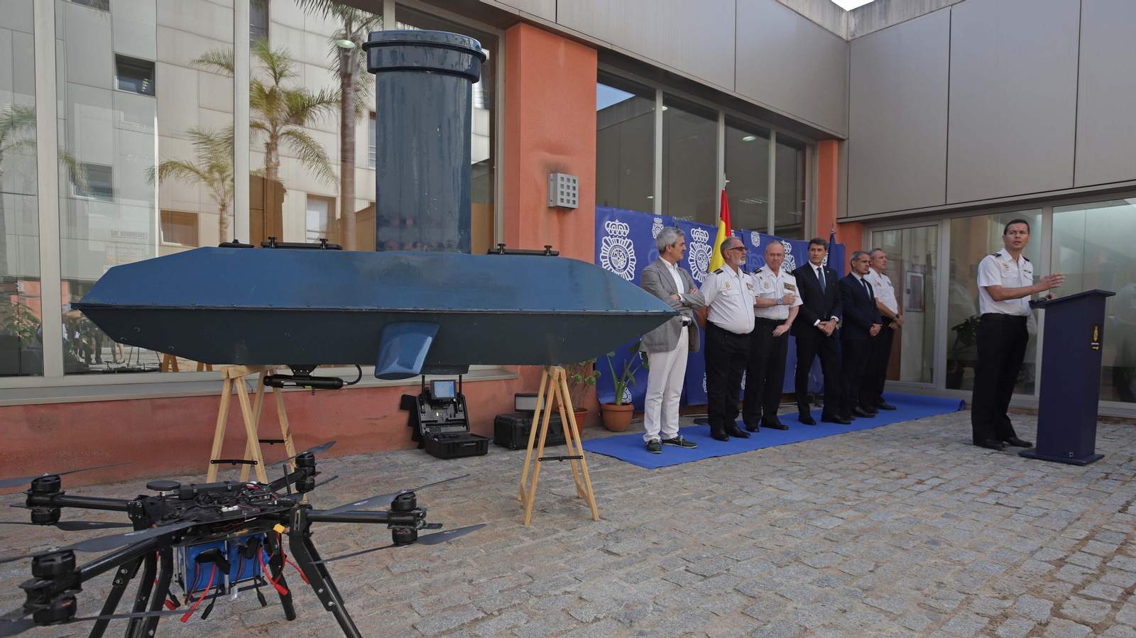 Fotos de los 'narcodrones' incautados por la Policía Nacional en Algeciras Fotos de los 'narcodrones' incautados por la Policía Nacional en Algeciras