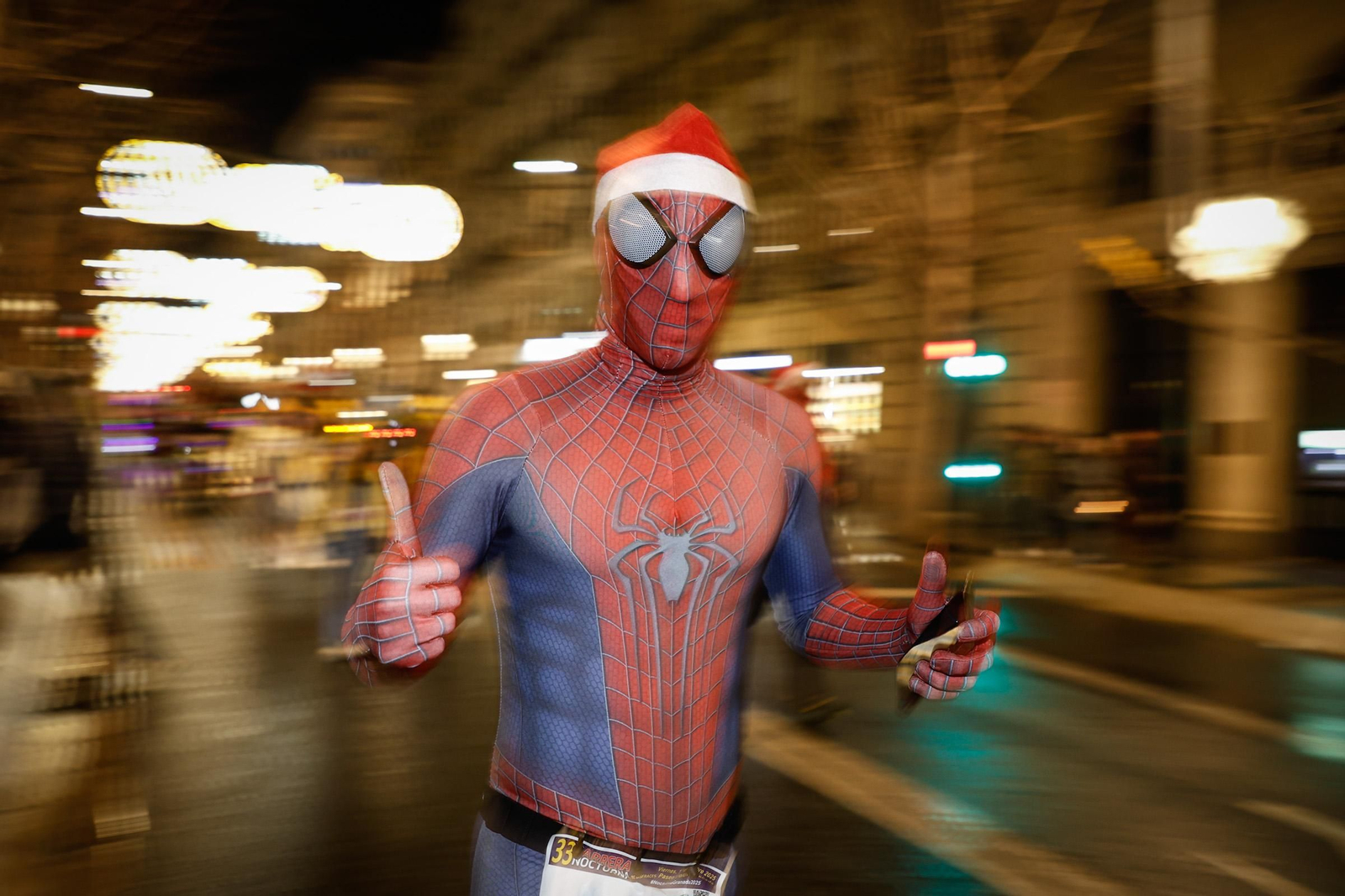 Búscate en la Carrera Nocturna de Disfraces de Granada
