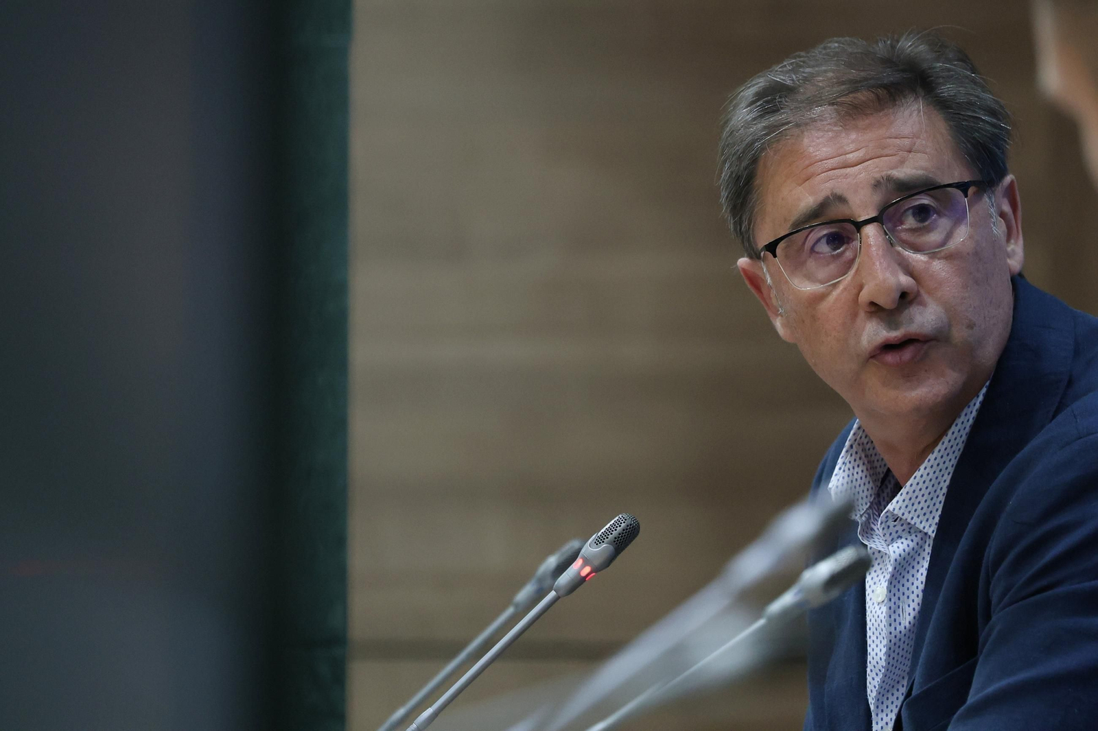 Renovación de Chupete y Rafa y rueda de prensa de Loren, en fotos