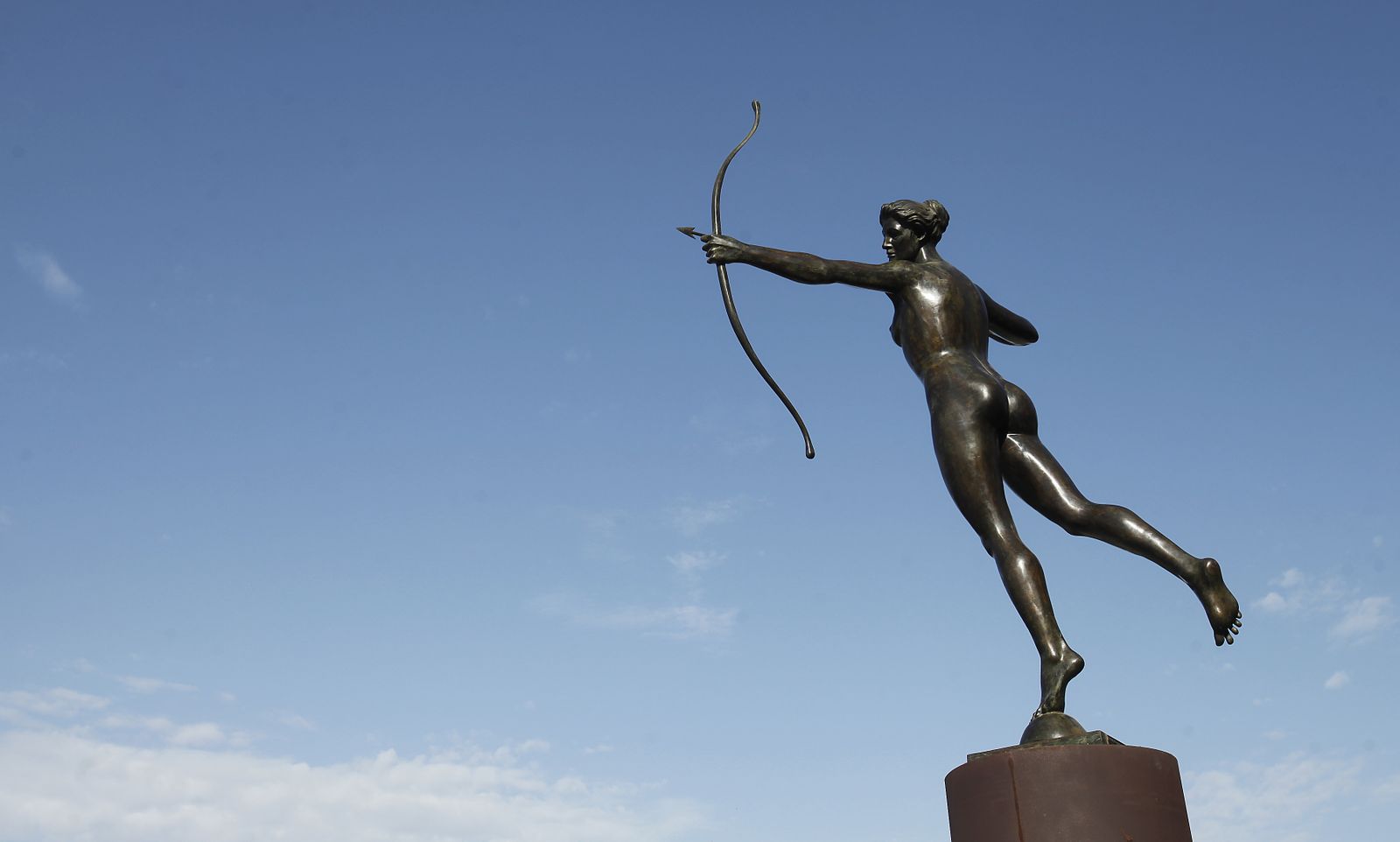 Diana Cazadora en el muelle de Nueva York