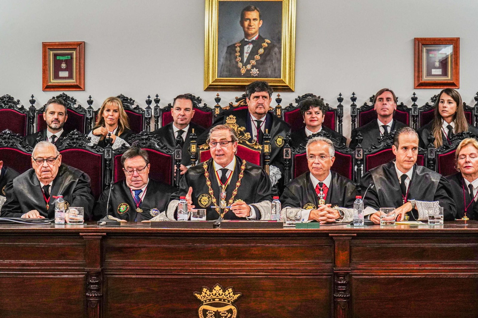 Todas las imágenes de la entrega de los Botones de Oro y Plata de la Abogacía de Granada